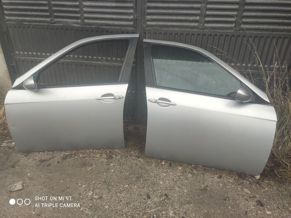 Предни врати за alfa romeo 156 алфа Ромео 156 предна врата дясна  лява