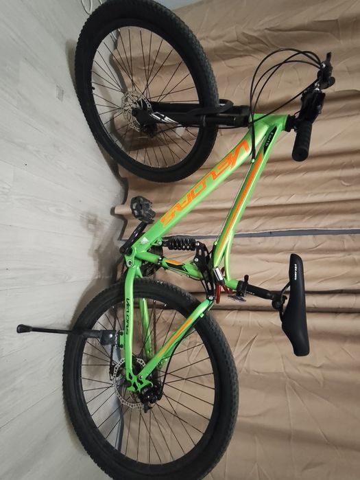 Vând bicicletă roți 26