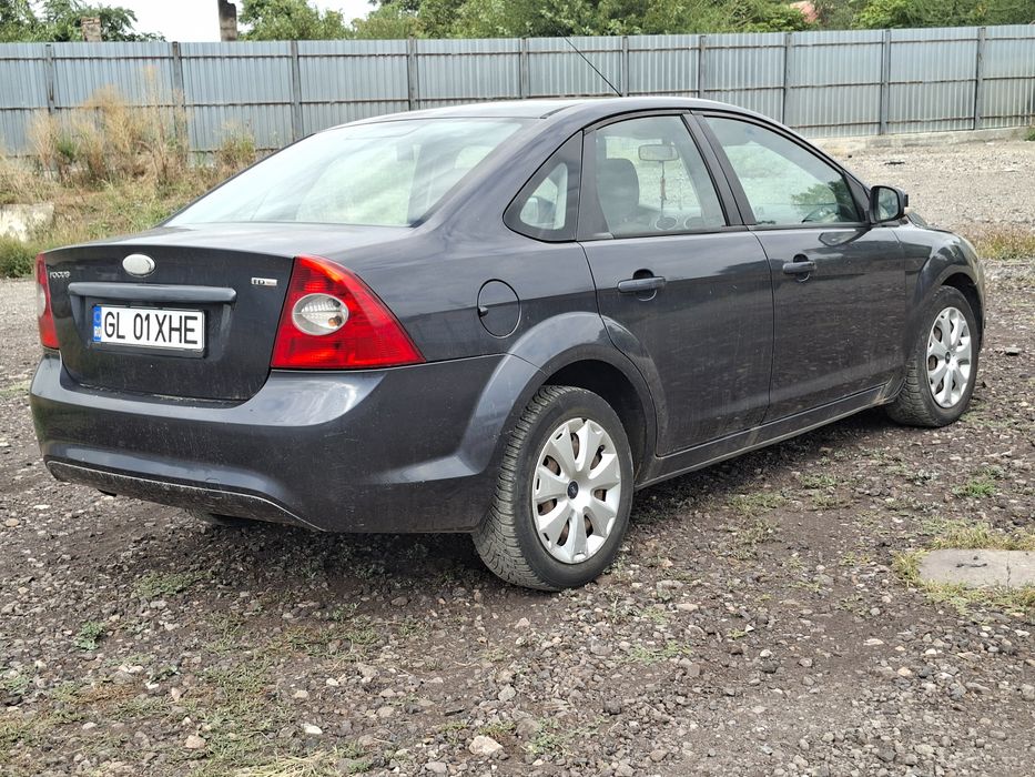 FORD Focus 2010 — imagine 4