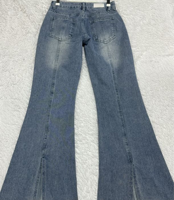 Женские джинсы клёш