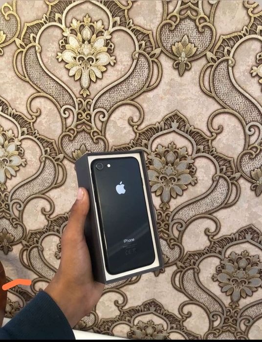 iphone 8 сатылады