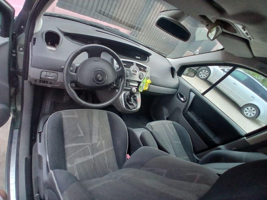 Vând Renault Megane scenic