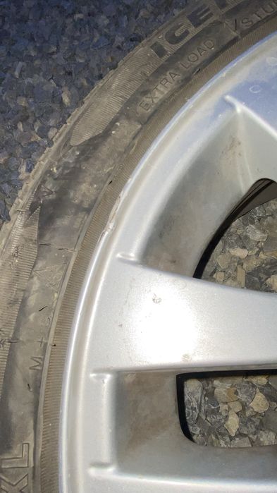 Jante bmw cu cauciucuri de iarna 215/45/r16 dot 2025