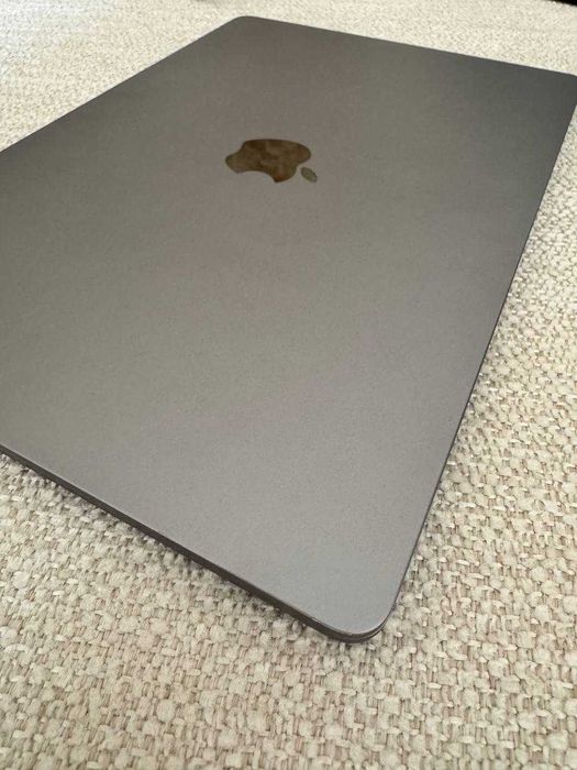Apple macbook air 15 m2 2023 / 86% аккамулятор