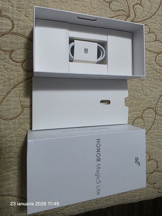 Honor Magic 5 Lite, ca nou, Emerald Green