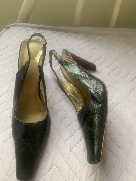 Продам итальянские кожаные туфли