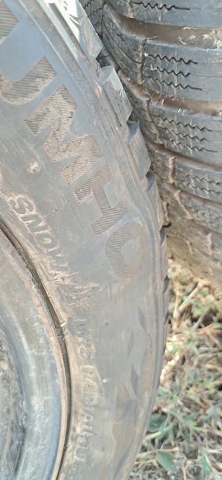 Гуми 195 55 15 Kumho ДОТ 24  с железни джанти.