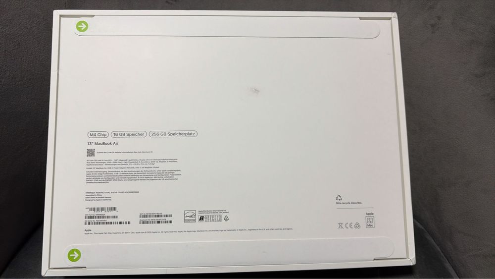 Mcbook air 13” nou