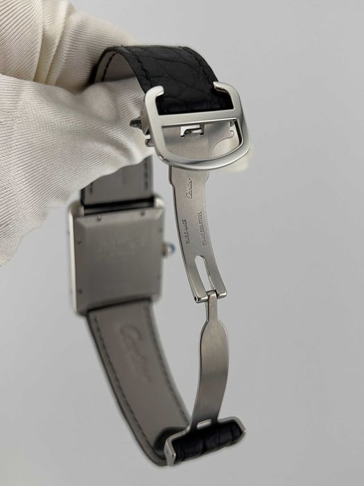 Наручные часы Cartier Tank