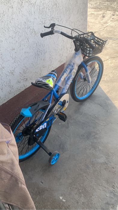 трехколесный велосипед