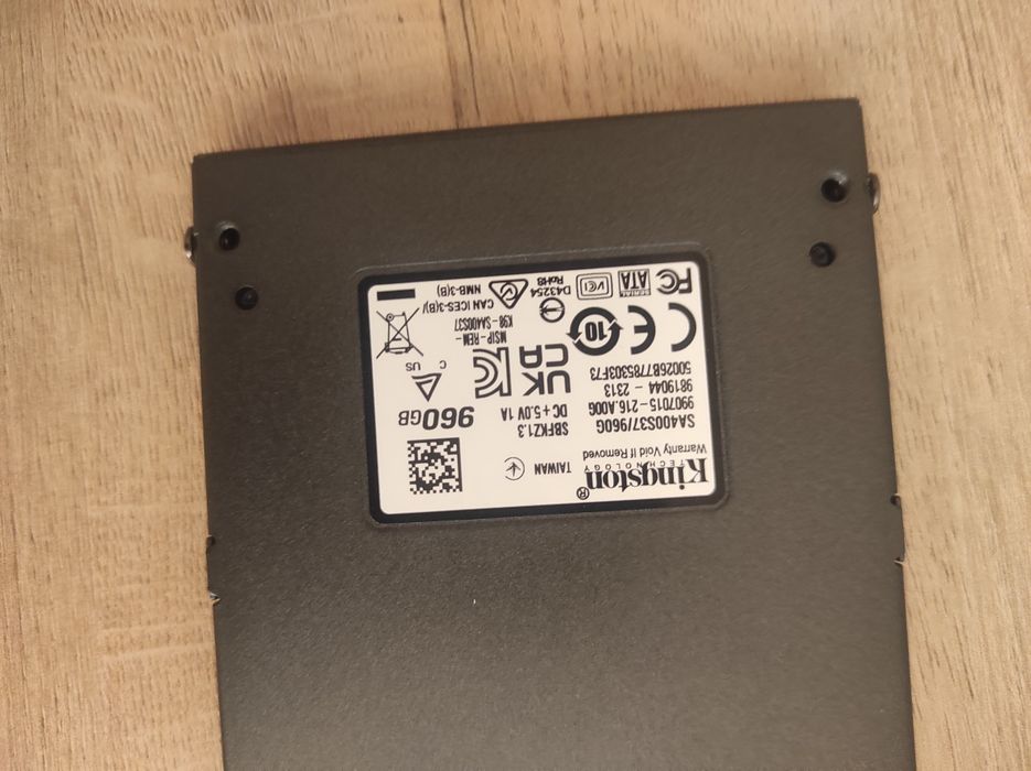 Продам SSD Kingston A400 960 ГБ.