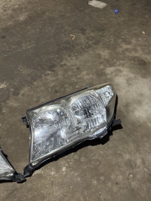 Фары крузак 200 Оригинал