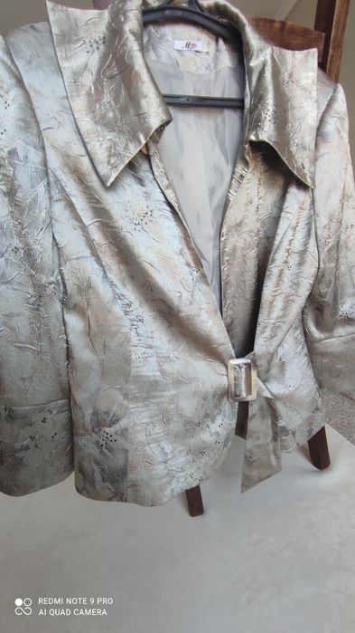 Пиджак очень красивый