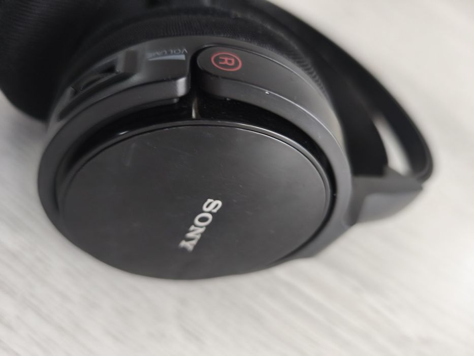 Wifi extender și căști Sony wireless calculator. laptop tel etc putere