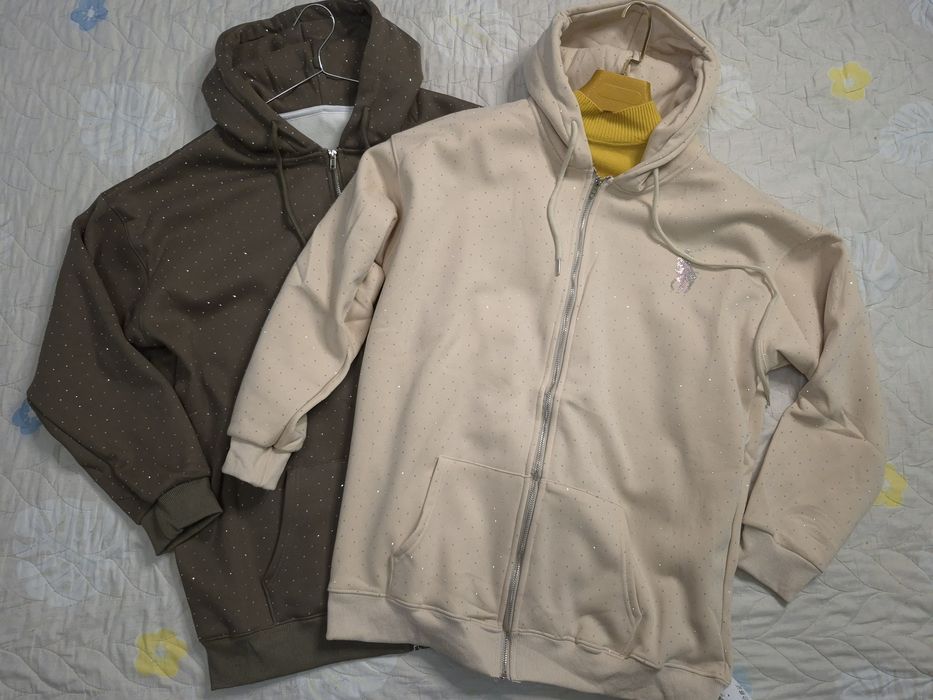 Толстовка, бомбер со стразами 52/58 размер