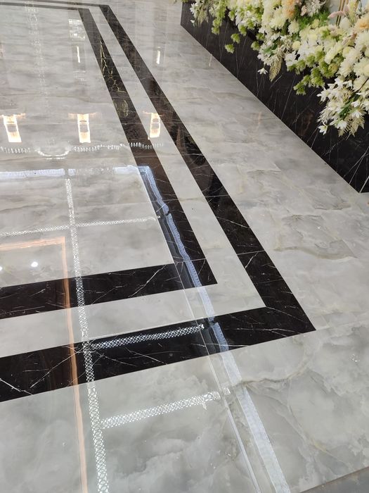 Кафельщик опытный.