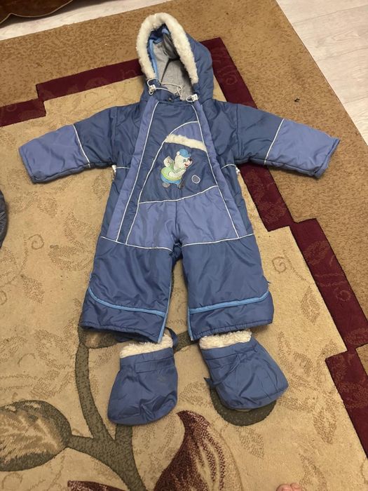 Детский куртка и комбирезоны