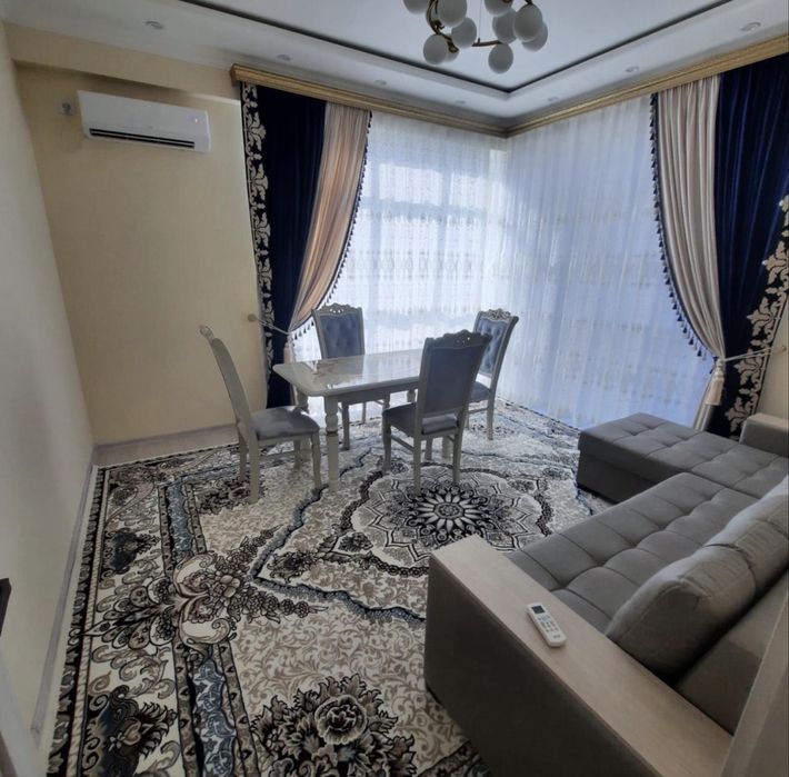 Сдается 2 ком Юнусабад 4 квартал. ЖК Шохсарой. Уйлари