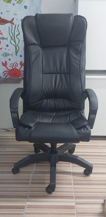 Продам Major кресло