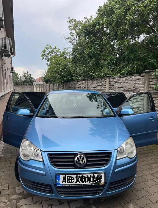 VOLKSWAGEN Polo 2006