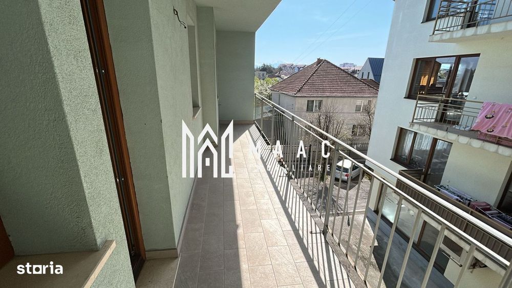 Apartamentb3 camere 2 băi ,garaj
