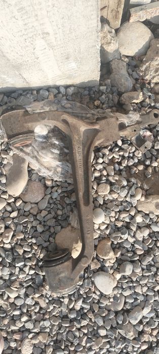 Рычаг на Мерседес