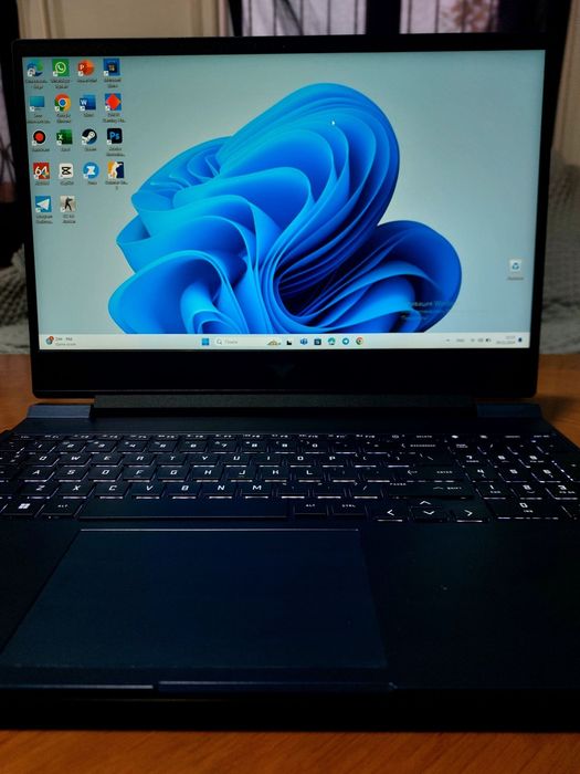 Hp victus gaming laptop