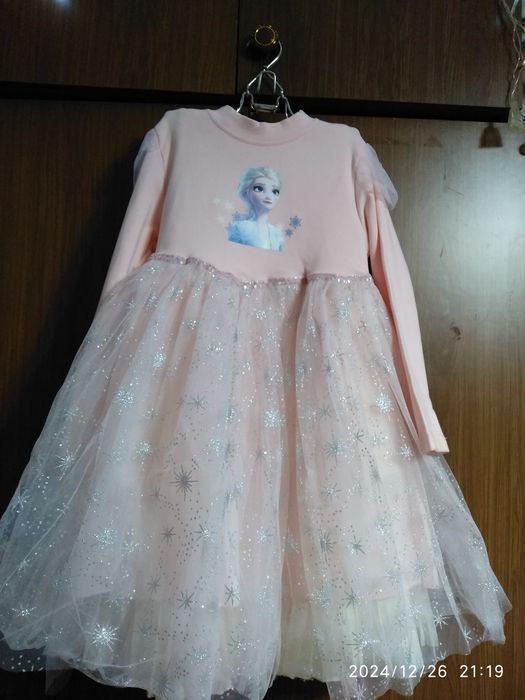 Нарядное новогоднее платье для девочки