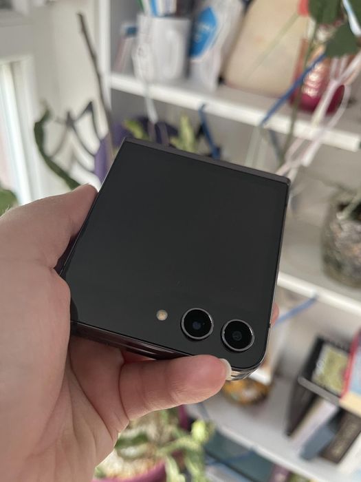 Samsung Galaxy Z Flip 5