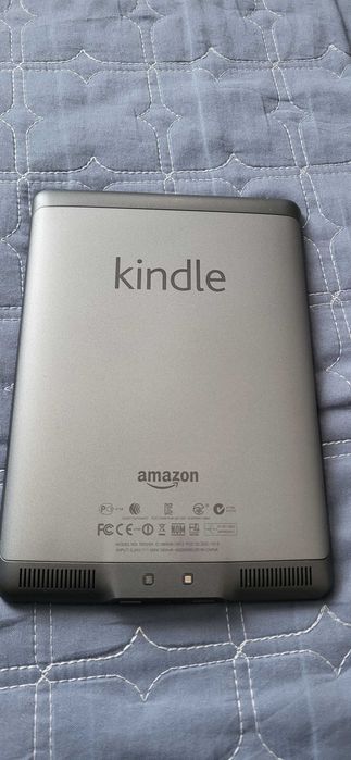 Kindle D01200 de piese ia curent dar nu face nimic