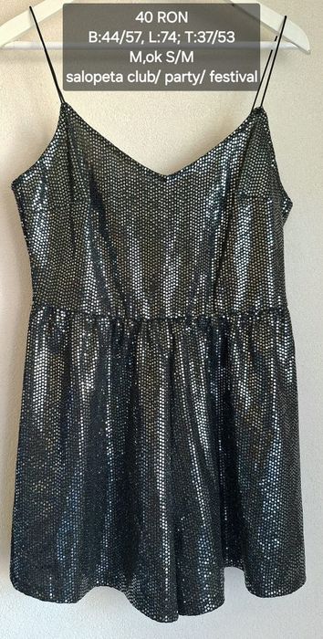 Salopeta petreceri, Revelion, club