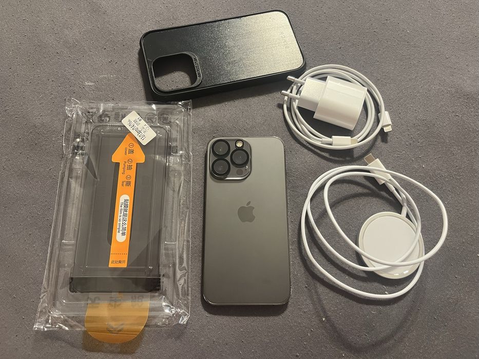 Iphone 13 pro 128 gb graphite графит + MagSafe зарядно