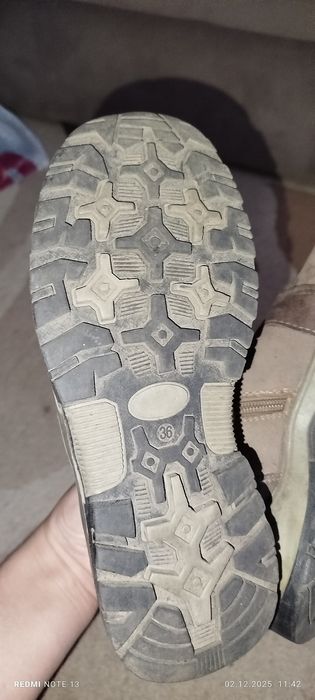 Продам ботинки для мальчика