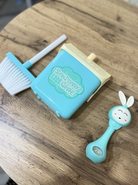 Продам игрушки разные