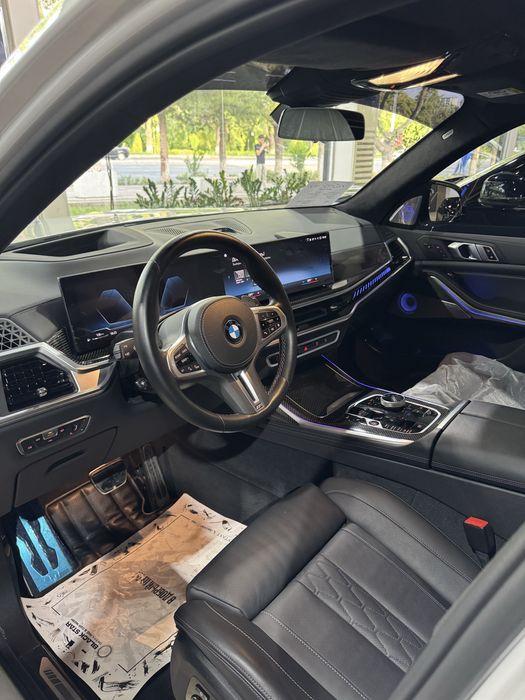 BMW X7 M60 full option