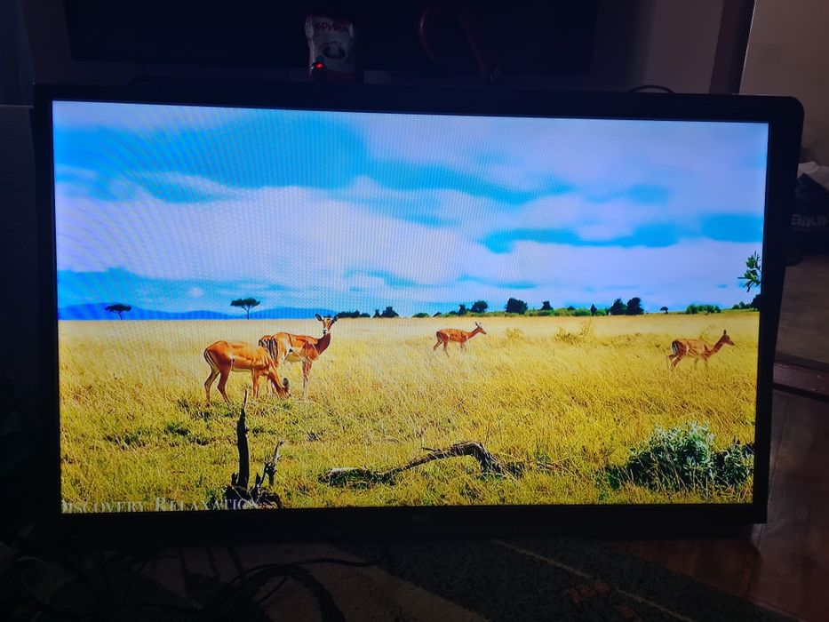 Телевизор см ЛЖ. Смарт ТВ диагональ 120см