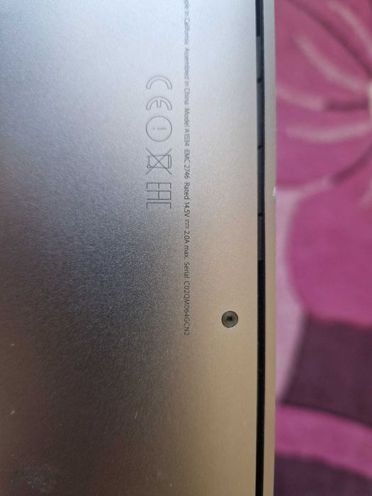 MacBook A1534 EMC 2746