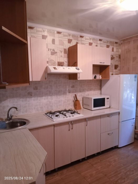 Сдаю- 1-ю.кв.-У/П на 5мкр