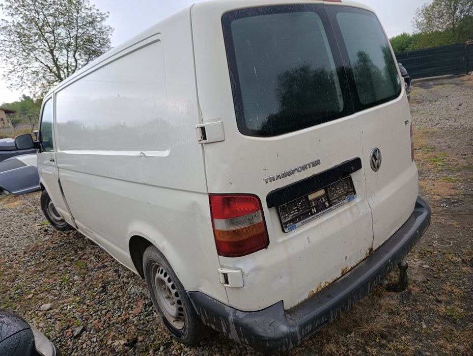 Dezmembrari bara faruri aripi uși stopuri arc punte geam vw t5 1.9 tdi