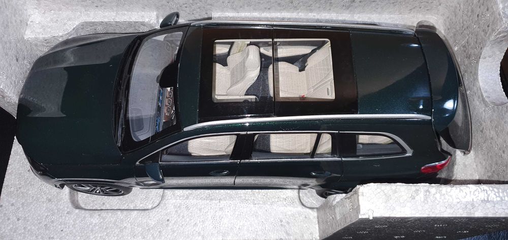 Machete 1:18 Mercedes-Benz [Norev / Paragon / NZG] (550 RON bucata)