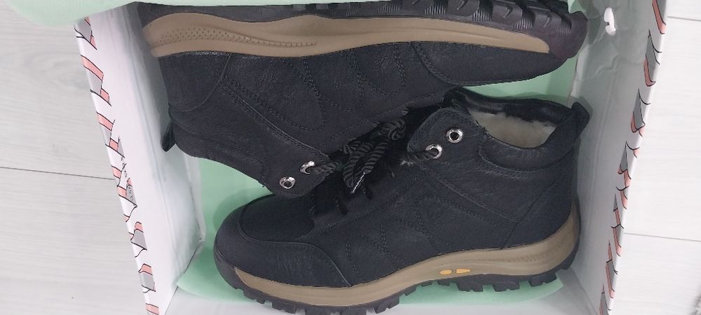 Ботинки зимние JOSINY