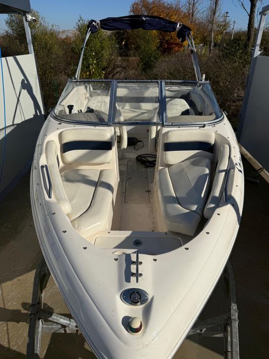 Rinker Captiva 192 Open