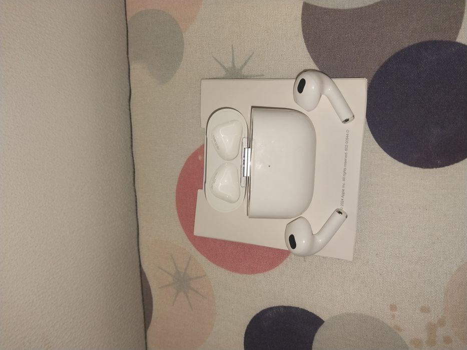 AirPods 3 (не рабочие, с коробкой)