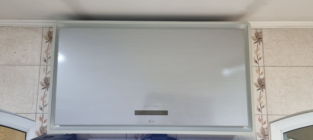 Продам внутренний блок LG 18 art cool с пультом