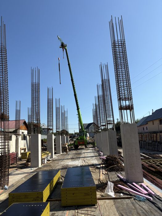 Inchiriere incarcator telescopic merlo/manitou