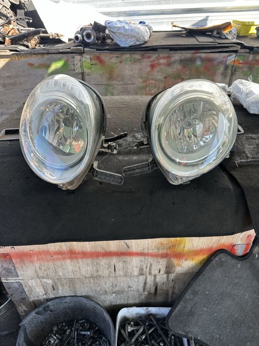Фар фарове Fiat 500 L ляв и десен оригинални здрави