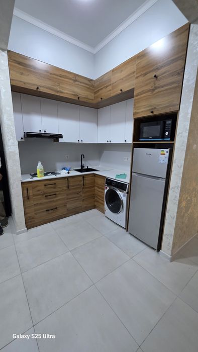 Аренда навастройка 1.хонали медгородок янги ташми 200 ,м,