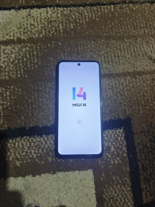 Редми 10 в идеальном состоянии