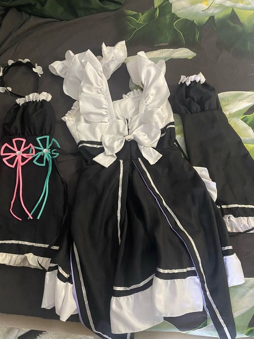 Косплей из аниме Рэ Зеро