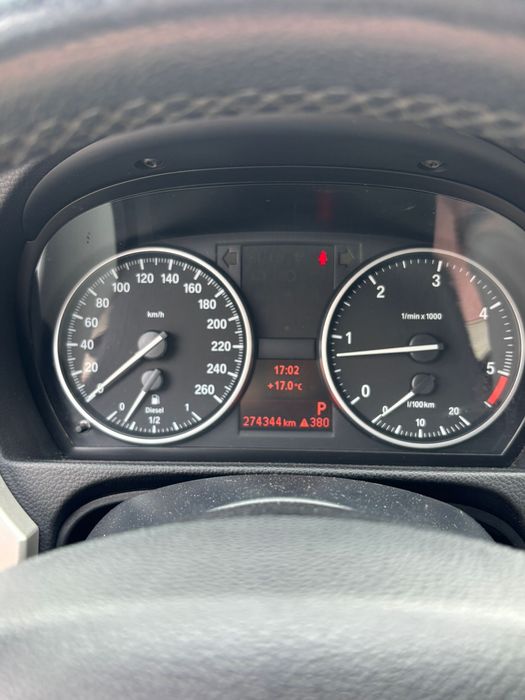 Vând BMW seria3 318d 2011